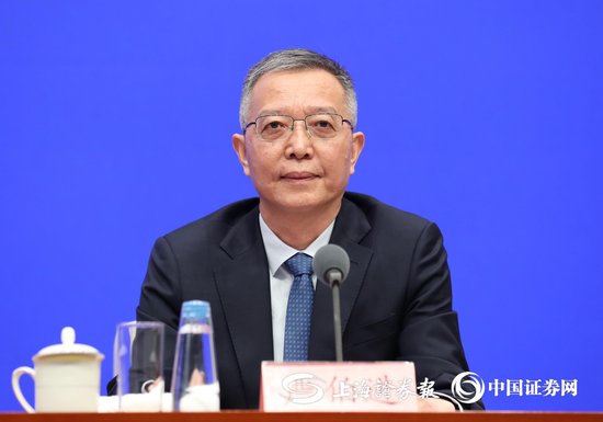 中国证监会首席风险官、发行监管司司长严伯进：支持科技企业用好境内外“两个市场、两种资源”