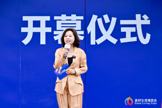 贵人鸟吕秀兰发起#美好生活简单跑#倡议，跑步可以很简单！