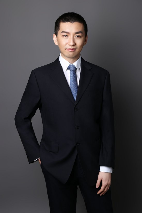 中航证券航空航天首席分析师王宏涛离任