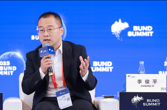 李俊平从互联网浪潮看中国AI破局：投资、应用与开源生态三重驱动